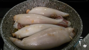 calamari ripieni con crema di fagioli borlotti