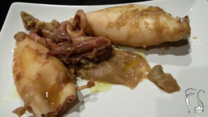 calamari ripieni con crema di fagioli borlotti