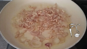 Caponata di zucchine_scalogno